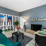 公寓 Deluxe Old Town By Renters