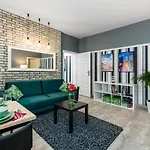 Deluxe Old Town By Renters * 波兹南