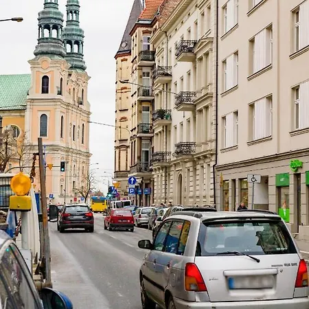 Deluxe Old Town By Renters Apartmán