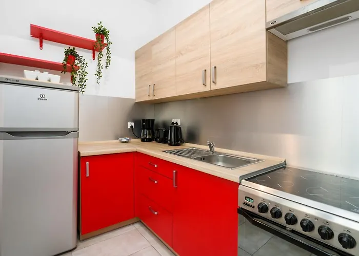 Apartment Deluxe Old Town By Renters *