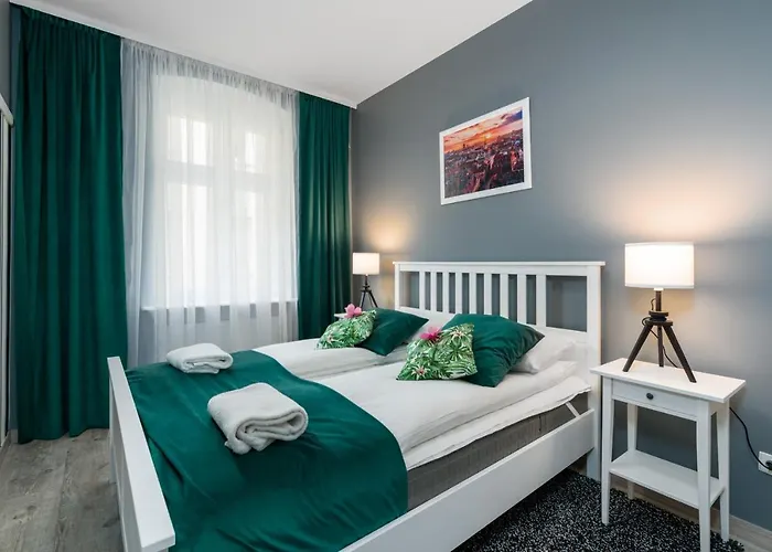 Deluxe Old Town By Renters Apartment Poznan